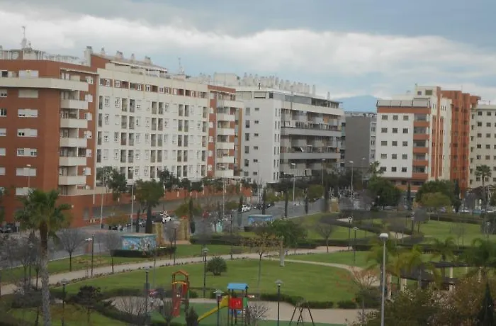 Jardines Del Litoral Momas Homes דירה מאלגה