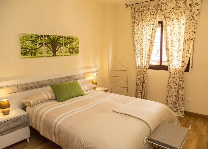 Jardines Del Litoral Momas Homes מאלגה